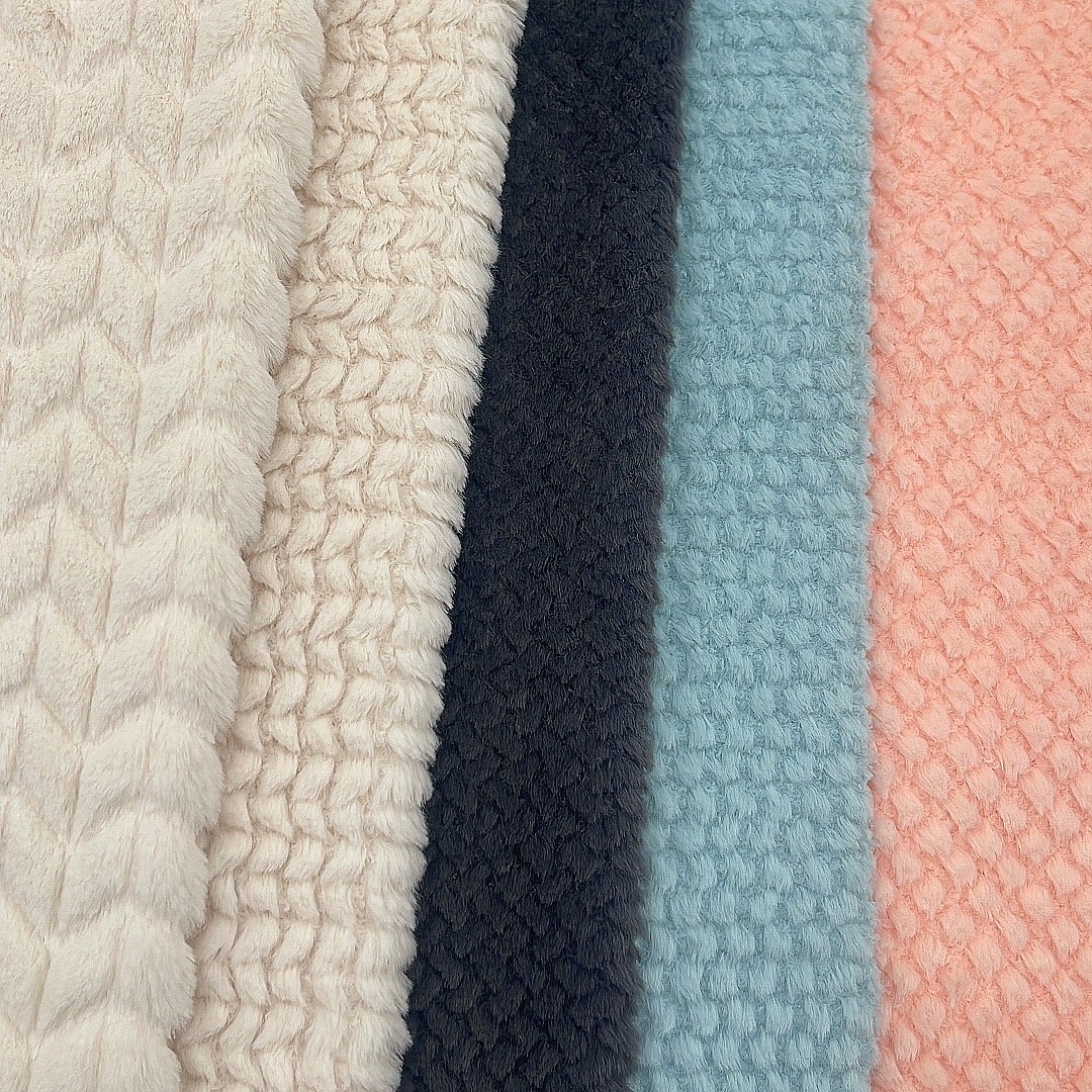 Wholesale short pile plush fleece animal skin fabric for garments for toys for blankets