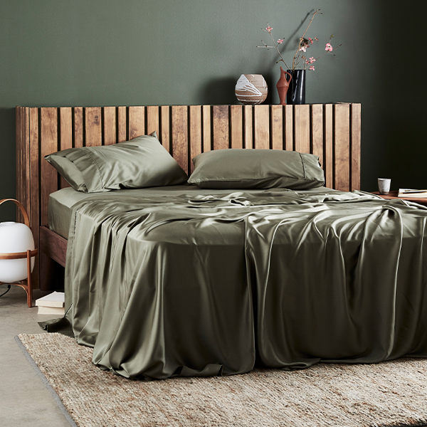 Anti-bacterial bamboo charcoal fabric sheet set 100% organic bamboo bedsheets