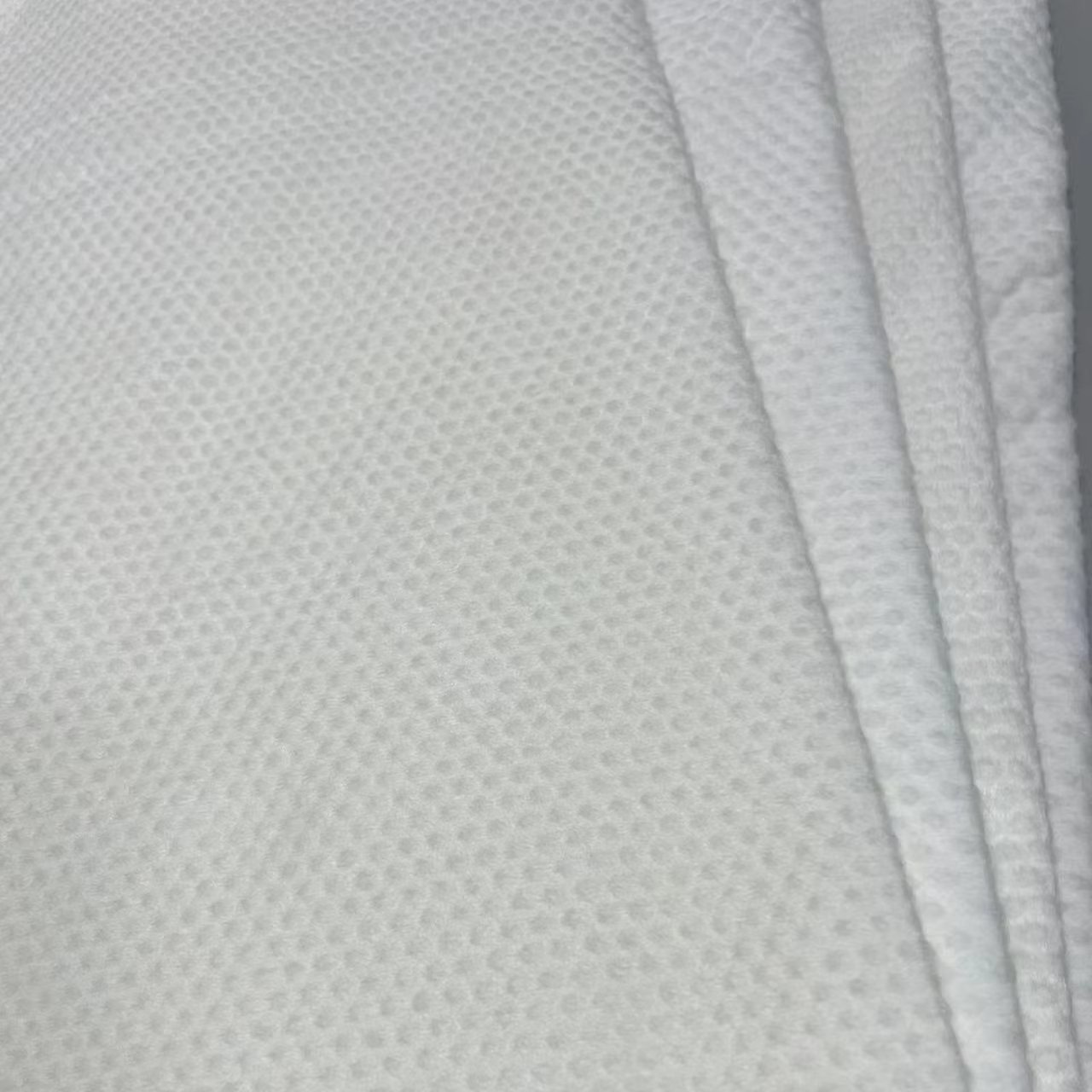 China Supplier Spunlace Nonwoven Fabric For Wet Tissue 100% Cotton Spunlace Nonwoven Fabric Non Woven Material For Wet Wipes