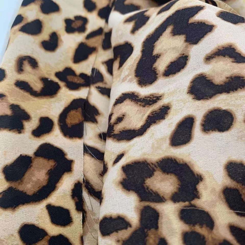 High-quality 100% polyester moss crepr chiffon printed fabric for fashionable women's clothing