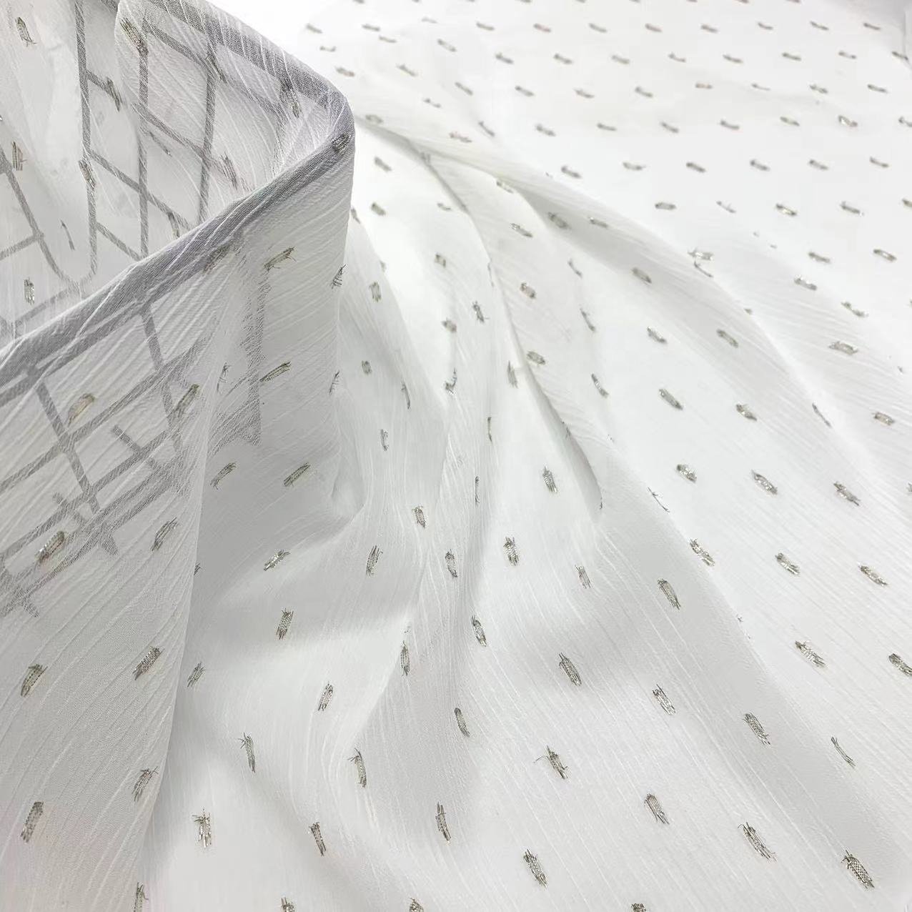 Printed custom lurex 75D silver dot chiffon afbric wrinkle cut floral fabric women's dress fabric