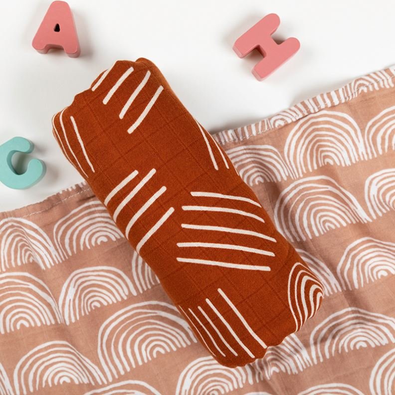 New Fashion Customizable Cute Printed 4 Layer Soft 70% Bamboo 30% Organic Cotton Fabric Muslin Infant Baby Swaddle Wrap Blanket