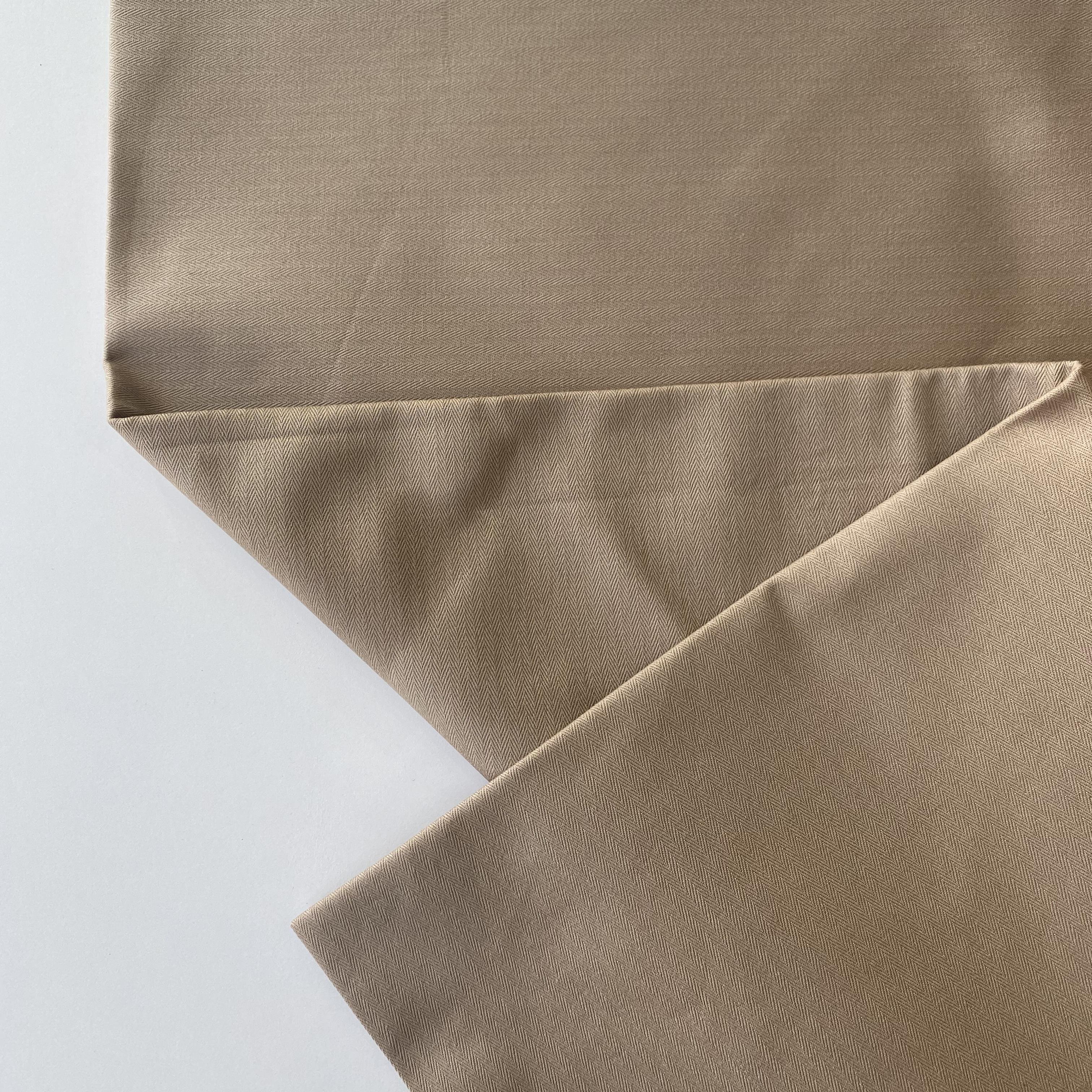 China Factory Cotton Herringbone Fabric Exquisite Workmanship Twill Dyed Fabric