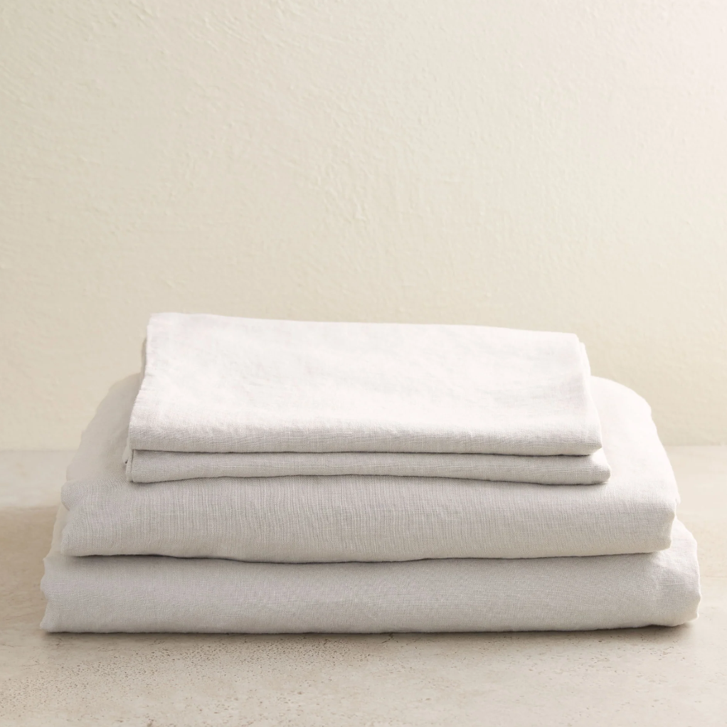 150GSM solid color comfortable sheer woven 100% linen roll of fabric wholesale for quilt cover