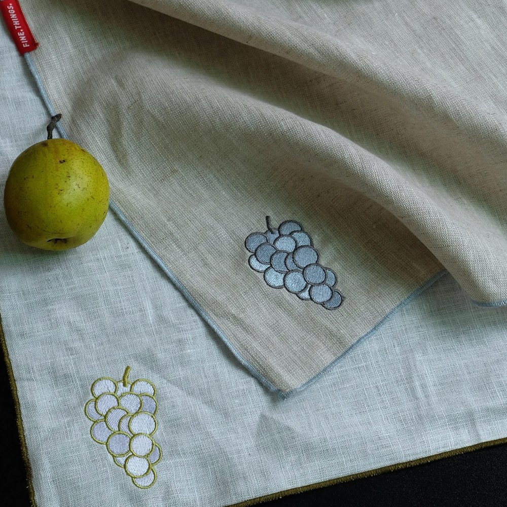 French Luxury Flax Embroidered pure Linen napkins for wedding natural organic fabric OEKO-Tex Cotton Linen napkin placemat