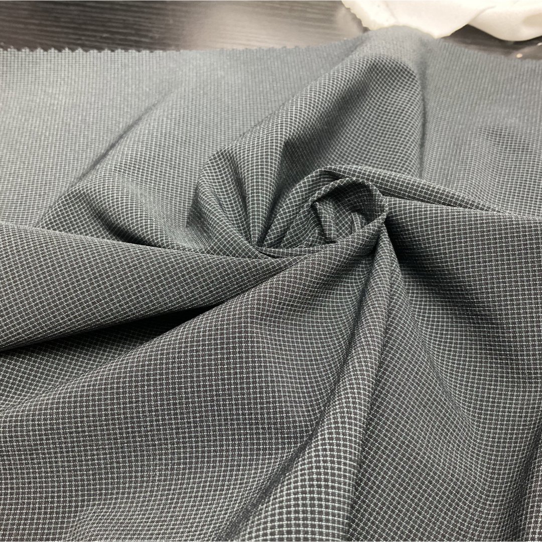 Nylon 4 Way Stretch BLENDED FABRIC Fabric double layer Polyester Stretch woven 4 Way Stretch fabric