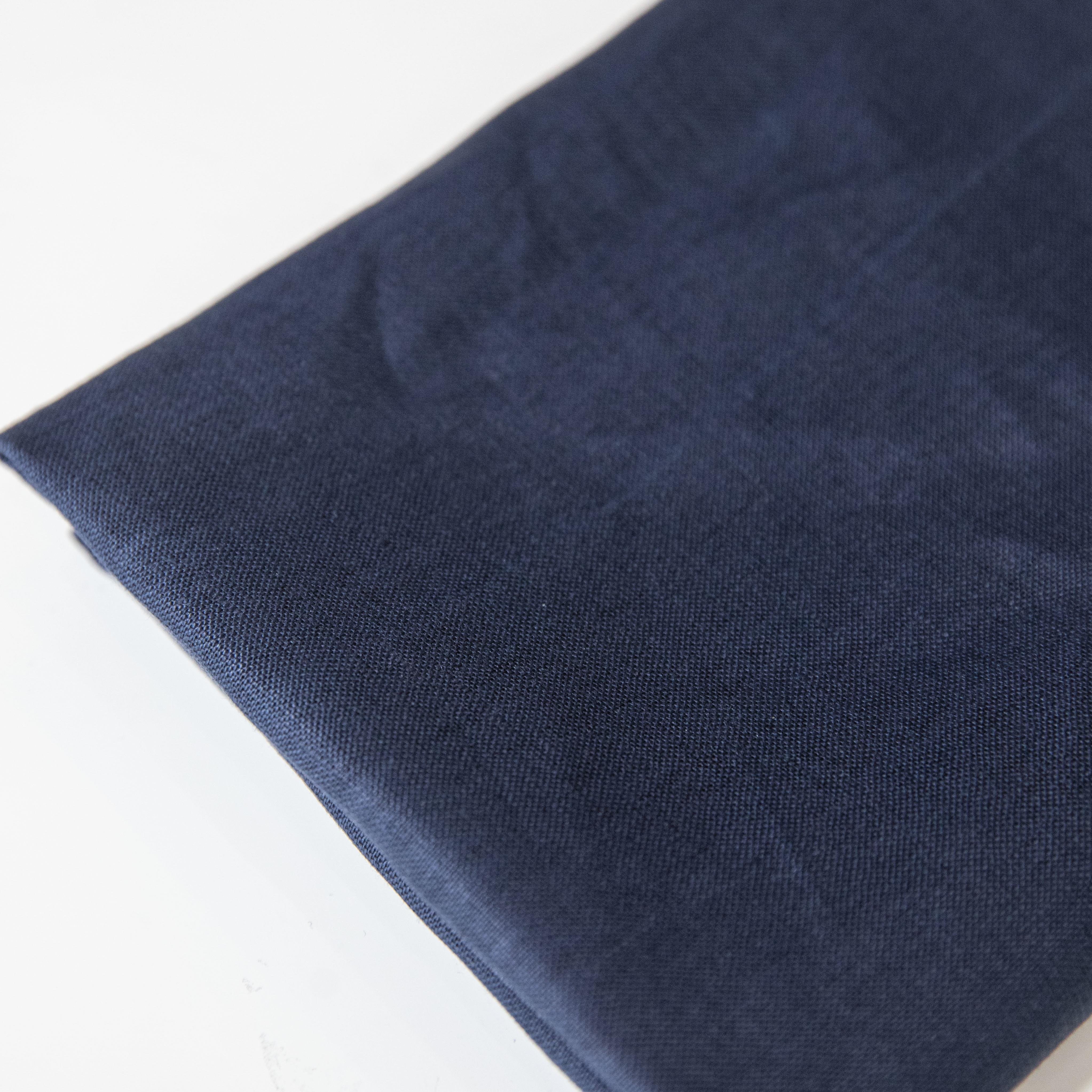 Factory wholesale hot sale high quality 100% linen flat dyeing fabrics customized fashion clothing fabrics