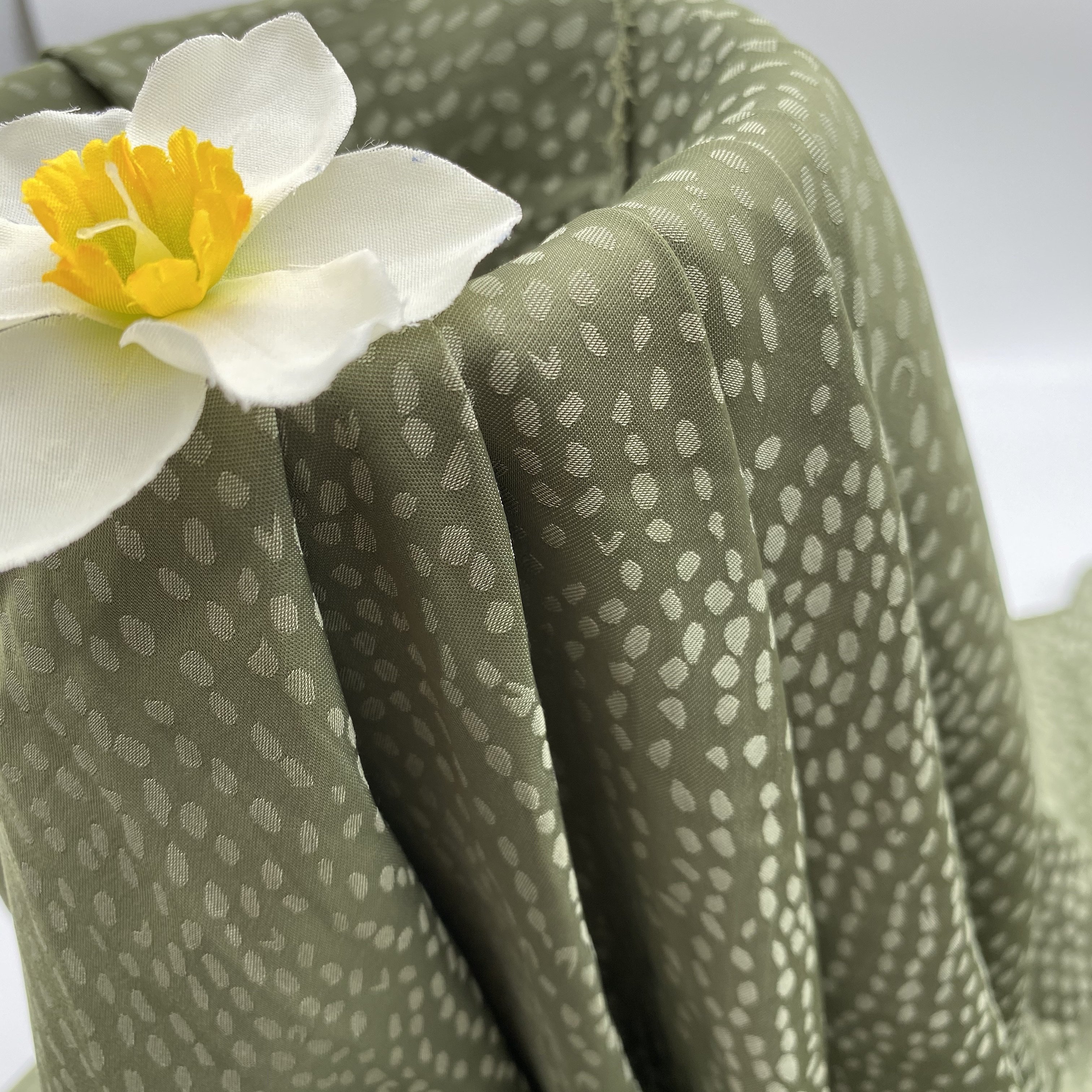 SUPER SOFT CLOTHING FABRIC 100P JACQUARD POLYESTER FABRIC SATIN FABRIC FOR DRESS