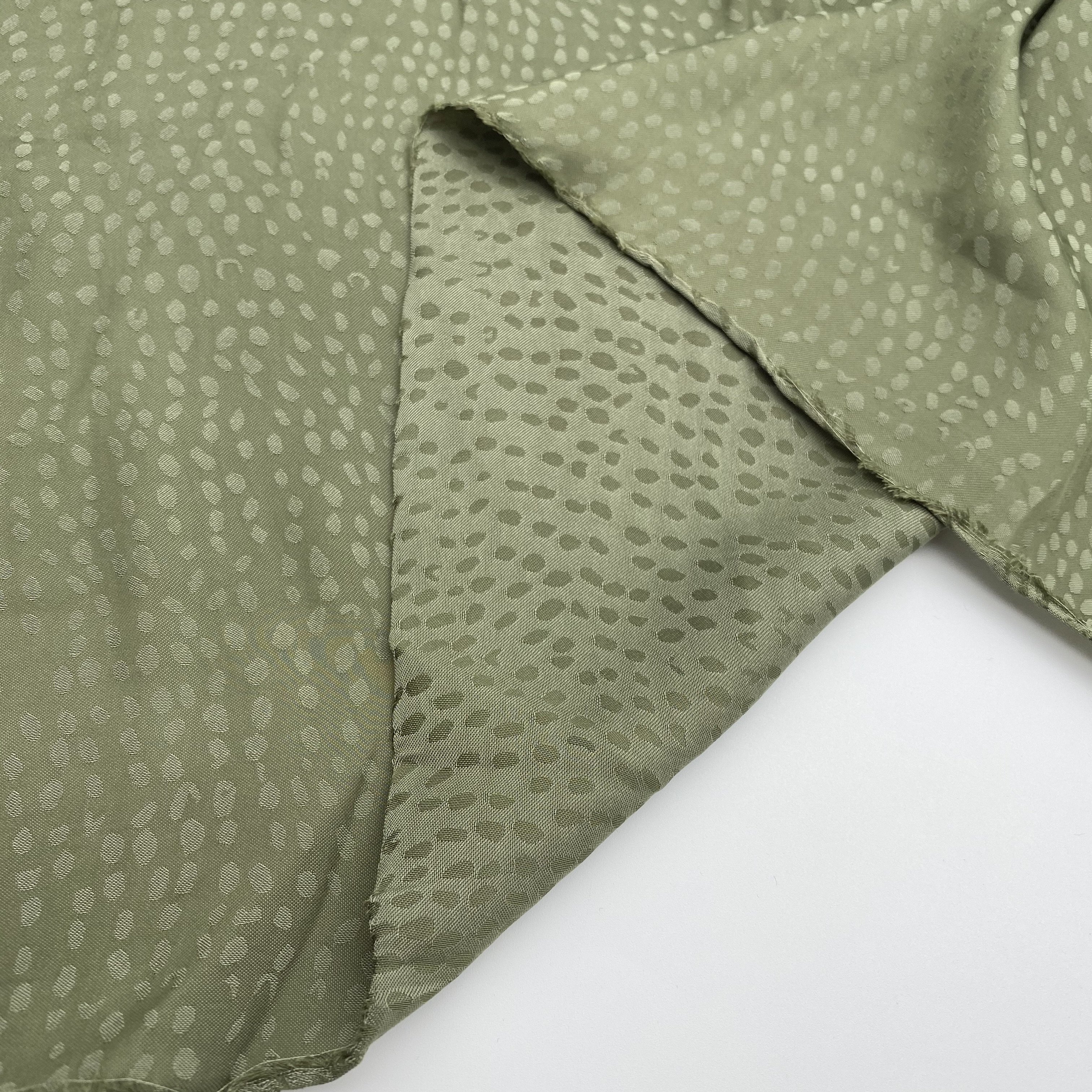 SUPER SOFT CLOTHING FABRIC 100P JACQUARD POLYESTER FABRIC SATIN FABRIC FOR DRESS