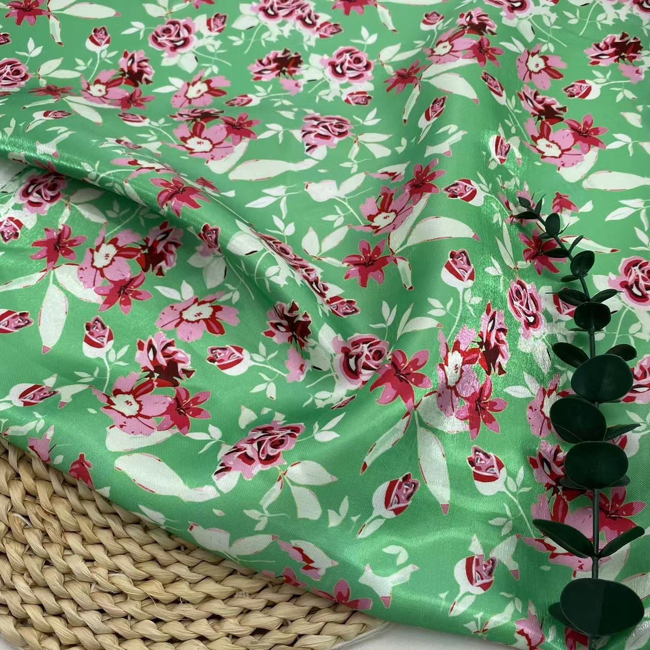 Wholesale satin silky organza fabric crystal shiny digital printing flowers organza fabric for dress shirt decoration