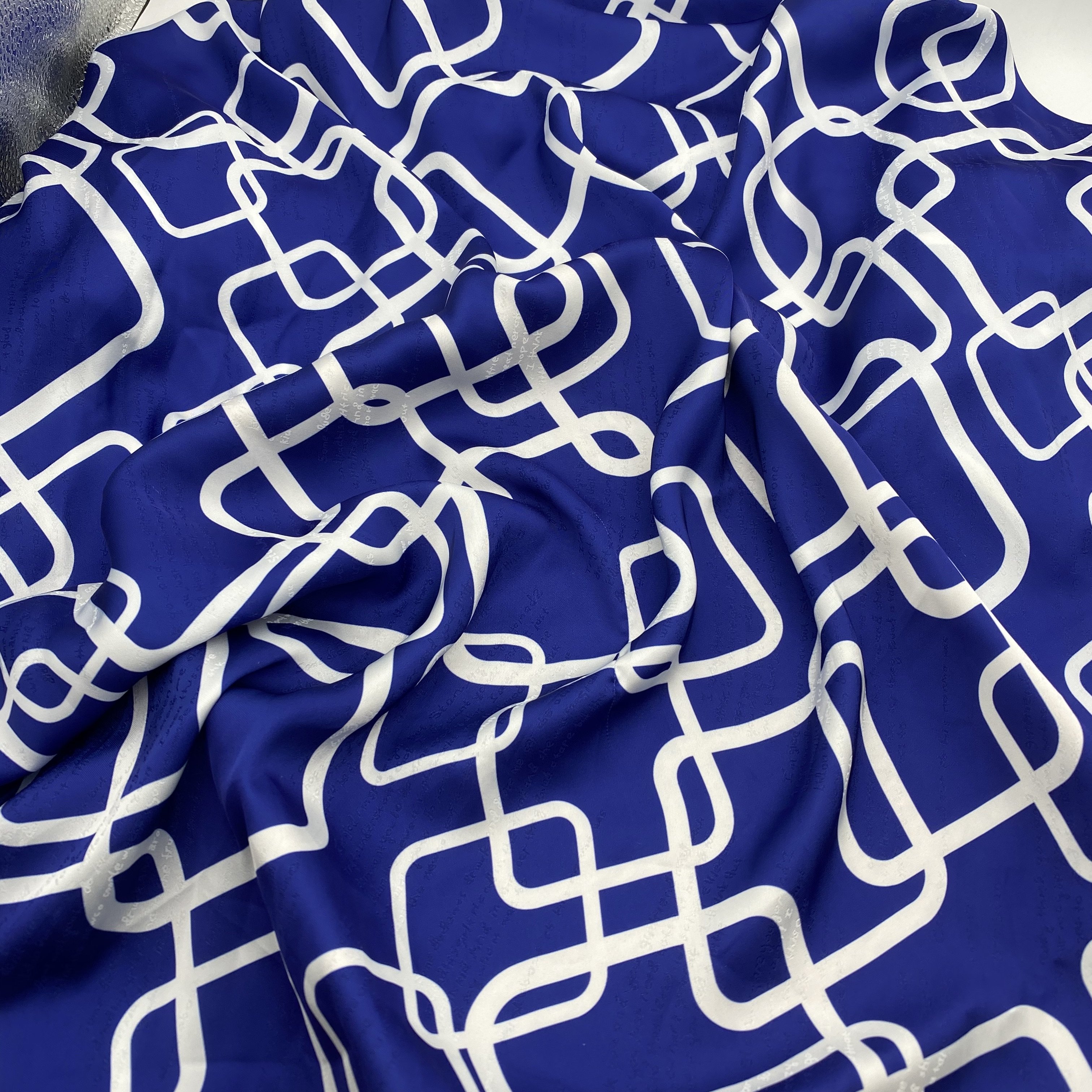 SUPER SOFT CLOTHING FABRIC POLYESTER ABSTRACT PRINTING FABRIC SATIN JACQUARD FABRIC jacquard FOR CLOTHING DRESS Lounge wear