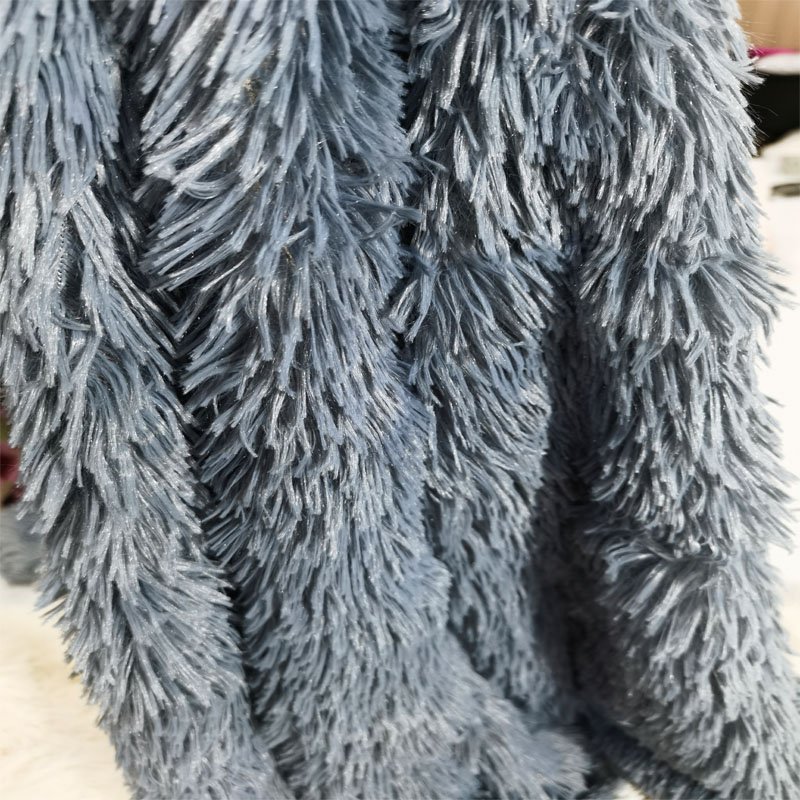 China Factory Soft Skin-Friendly 100% Polyester Plush Fabric for Making Coats Shoes and Carpets Toys