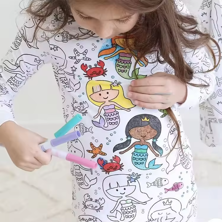 New Design Products Wholesale Two Piece Pajamas Kids Cartoon Diy Colouring Pajiama Clothing Sets Coloring For Kids With Markers