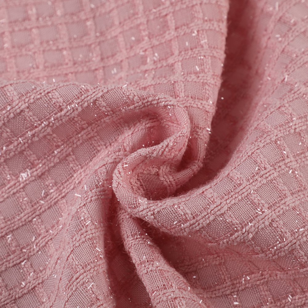 Wholesale Factory High Quality 100% Polyester Woven Fabric Breathable Plaid Pattern with Blackout Feature for Women's Clothing