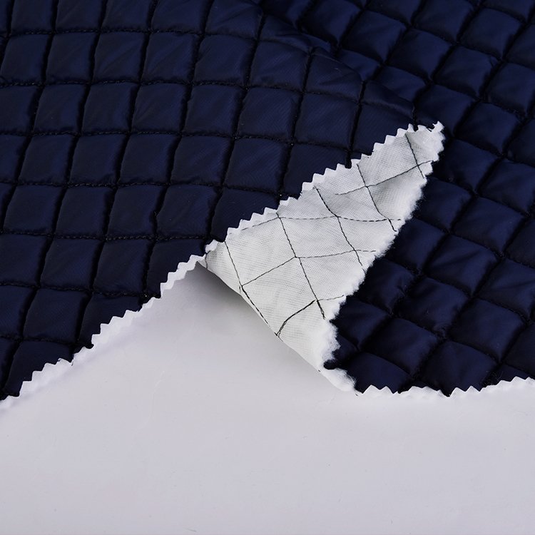 Diamond 100%polyester Quilting Fabric for Winter Jacket Woven Waterproof Polyester Fabric Medium Weight