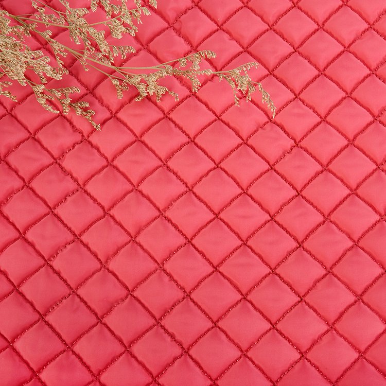 Diamond 100%polyester Quilting Fabric for Winter Jacket Woven Waterproof Polyester Fabric Medium Weight
