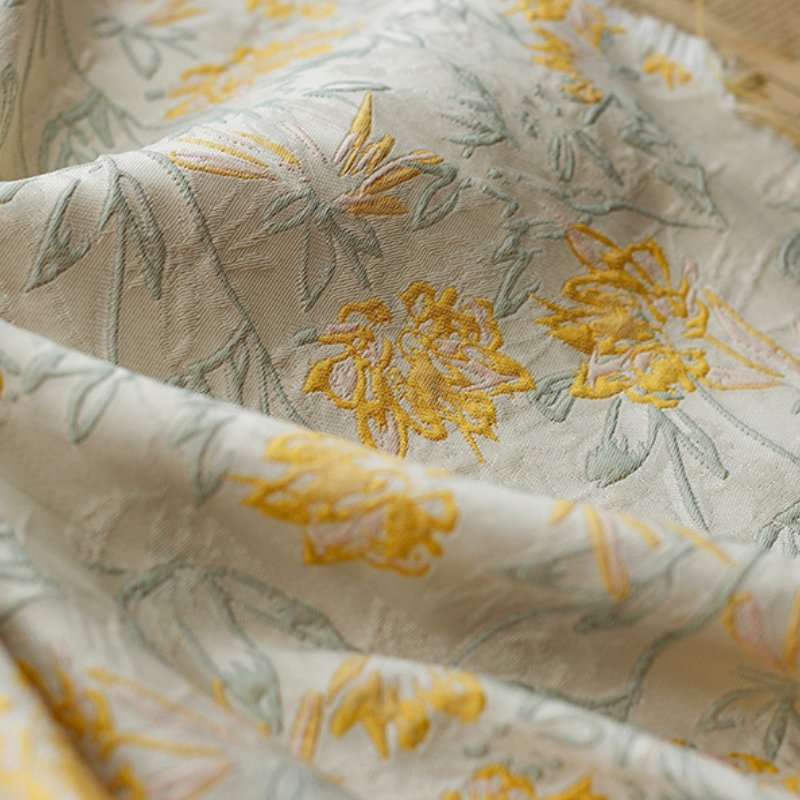 New style woven clothing fabric simple strokes pastoral yellow flower jacquard pattern dress fabric
