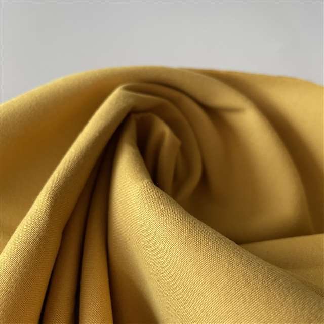 High Quality Light-weight White Color 100% Polyester Fabric