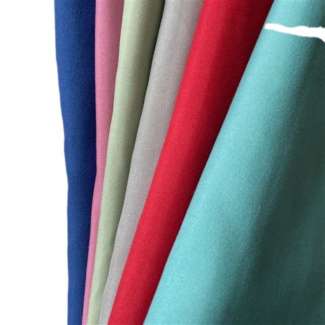 High Quality Light-weight White Color 100% Polyester Fabric