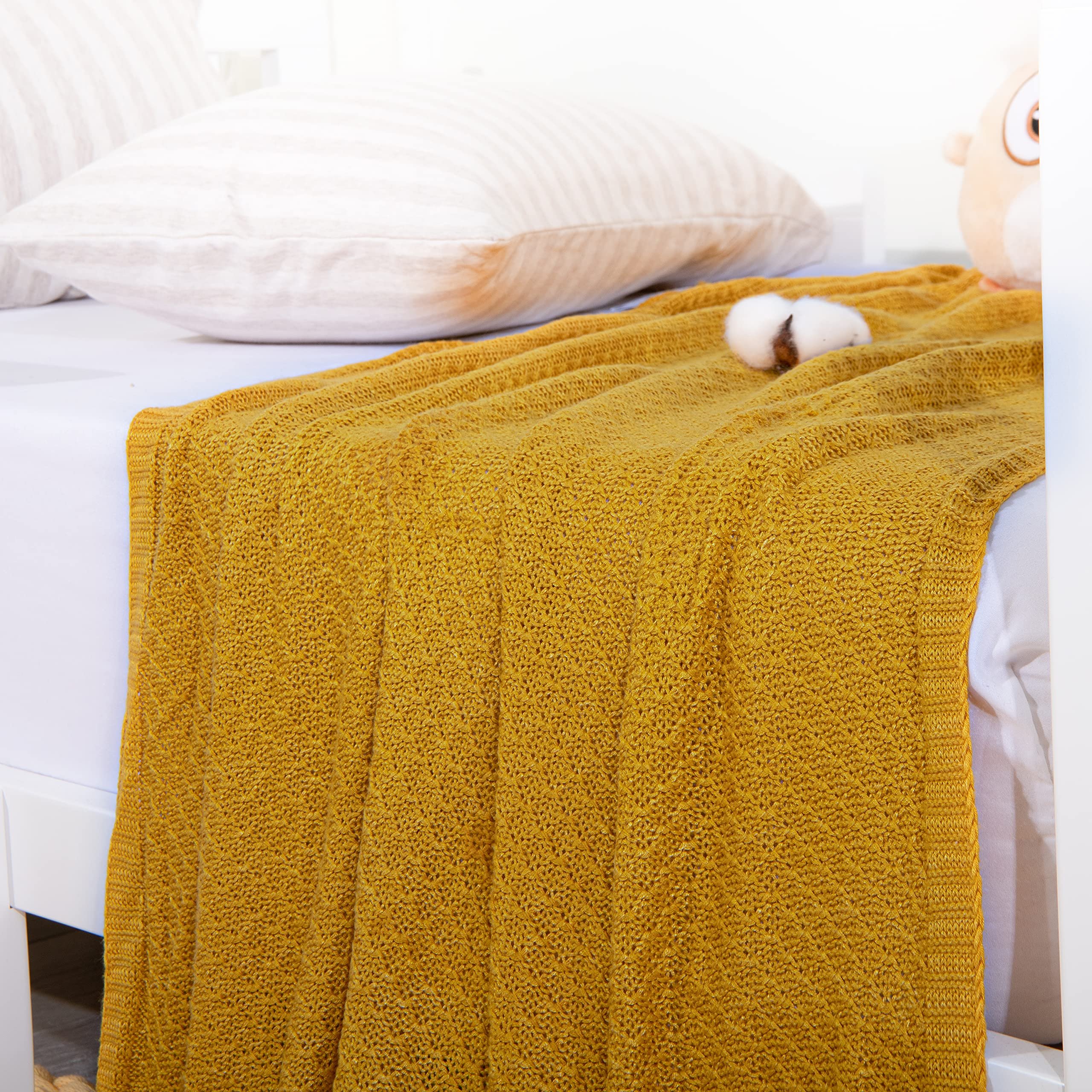 PLHAN Rayon Derived from Bamboo Soft and Breathable Cooling Baby Blanket Cable Knit Toddler And Adult Bedding Blanket