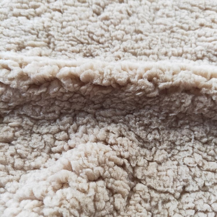 Winter polyester wholesales knitted lamb wool sherpa fabric faux fur for garment