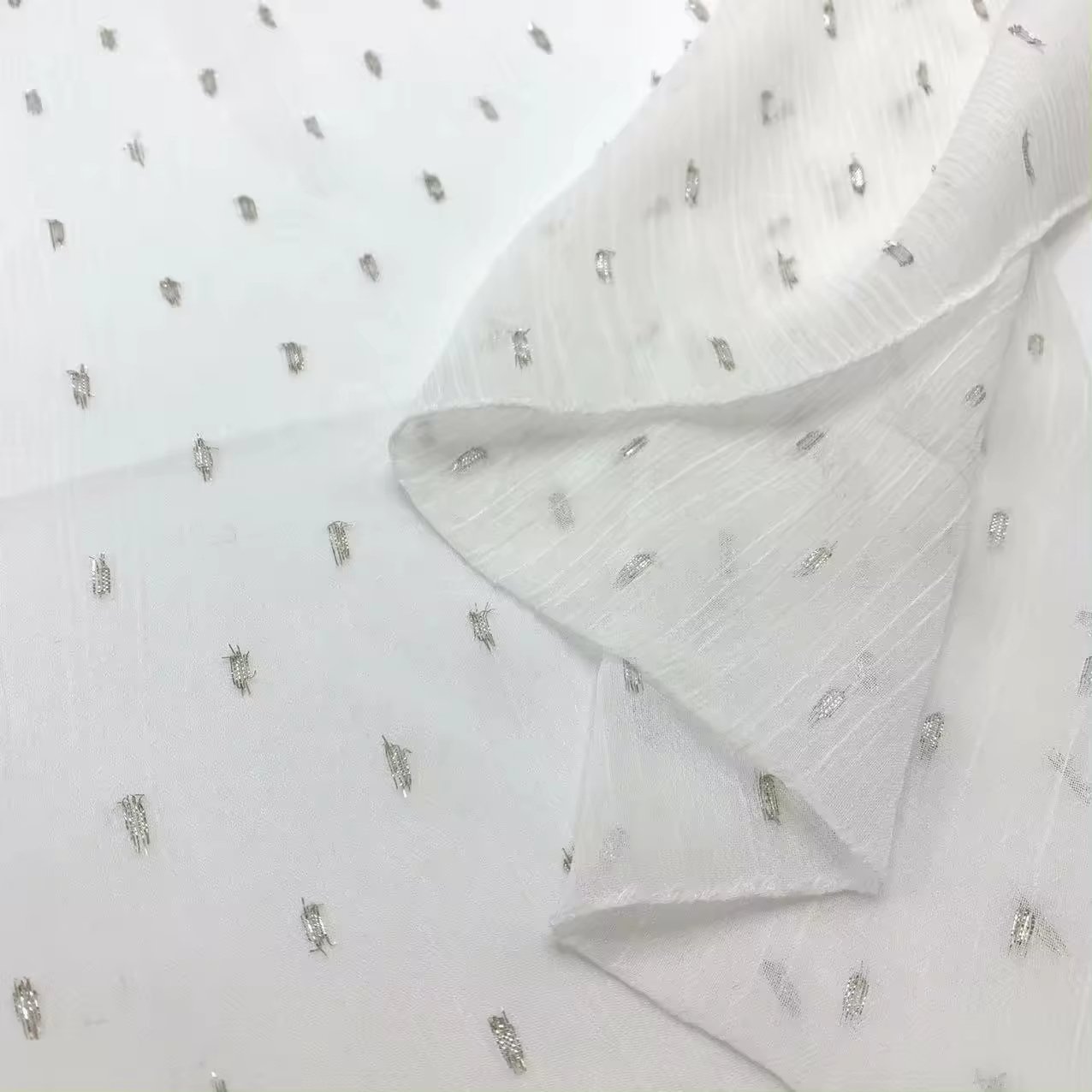 Custom Printed Lurex 75D Silver Dot Chiffon Women's Dress Fabric with Wrinkle Cut Floral Design Afbric Fabric