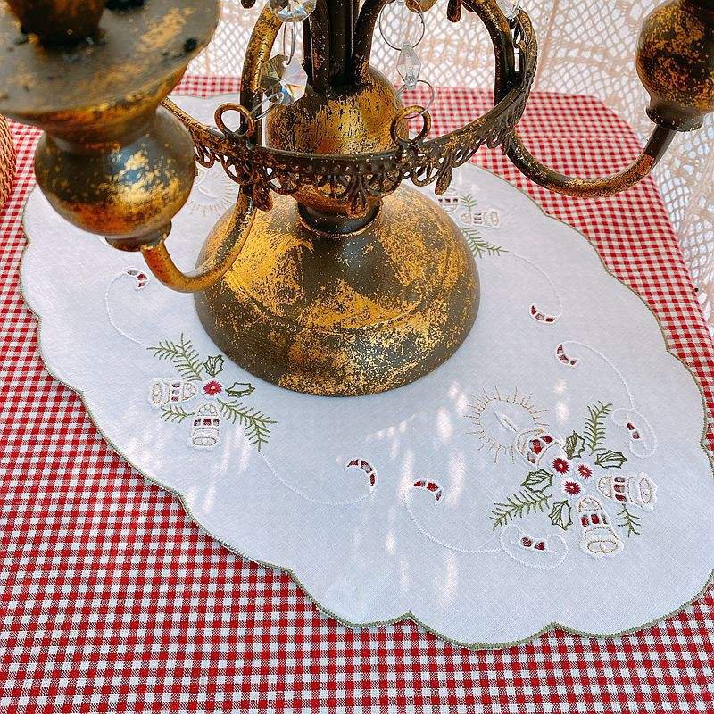 French Style Embroidered Linen Place Mat Napkin Disposable Waterproof Cotton Placemats for Wedding