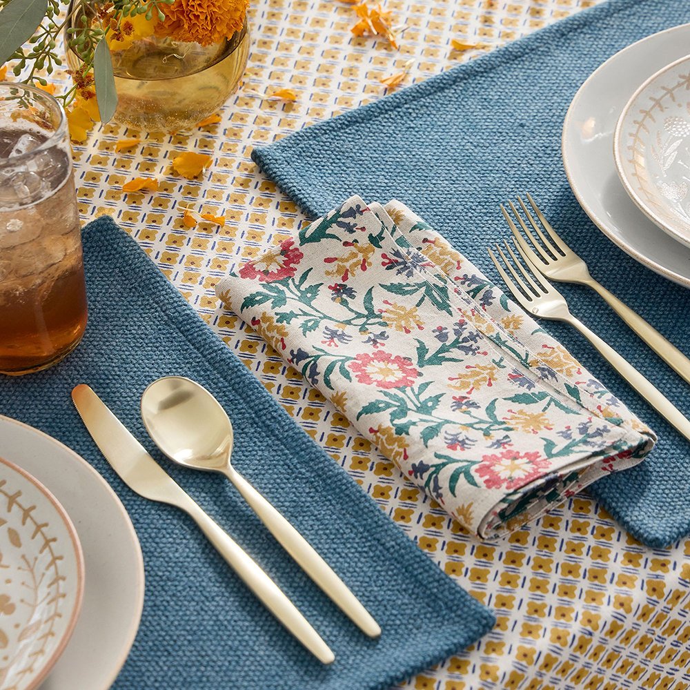 Custom Printed Floral French linen napkins folded edge Embroidery printing organic fabric cotton linen placemats for wedding
