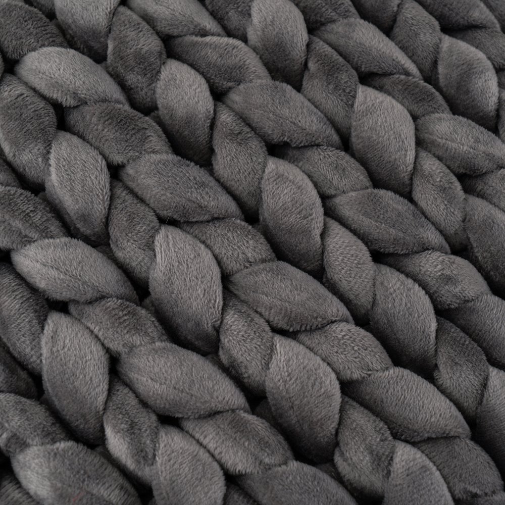 Winner High quality Super Soft Home Decor velvet fabric Throw Handmade Grey color Chunky Knitted Weighted Throw Blanket