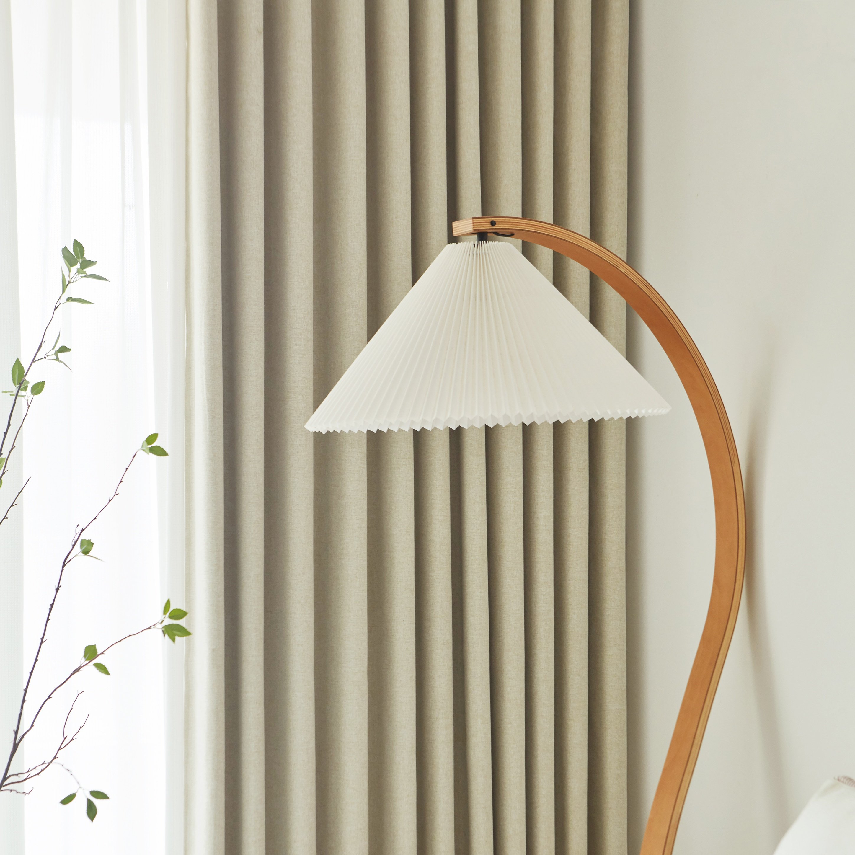 Wholesale Heavyweight Fine Linen Jacquard Curtain Fabric Full Blackout Style