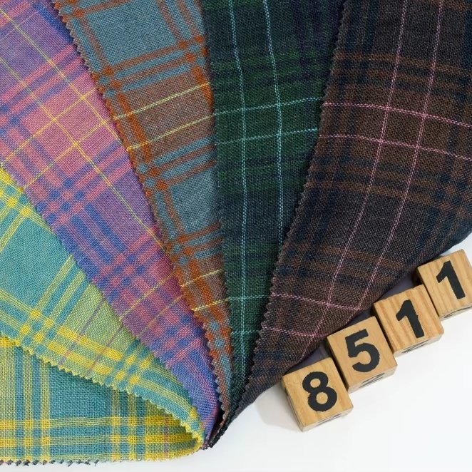 #8511 Sample order gingham check linen shirt fabric yarn dyed fashion design 100%linen fabric for clothing