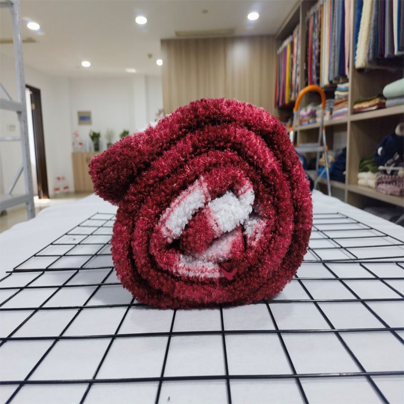 China Factory Soft Teddy Velvet 100% Polyester Elastane Fabric for Garment Textile Blanket
