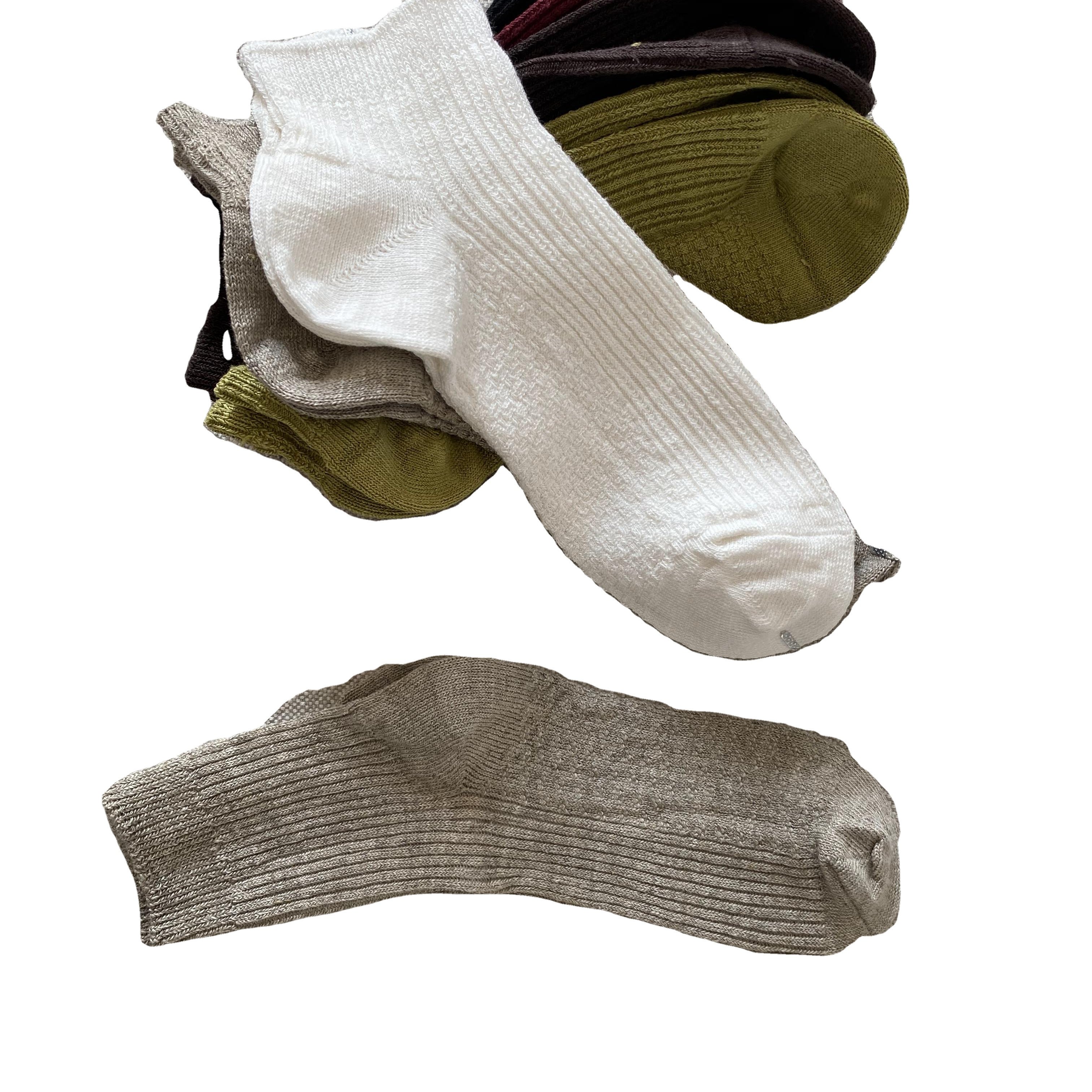 High Quality 100% Hemp Yarn Knitting Silk Toe Sewing Short Tube Natural Hanma Casual Socks in stock lot