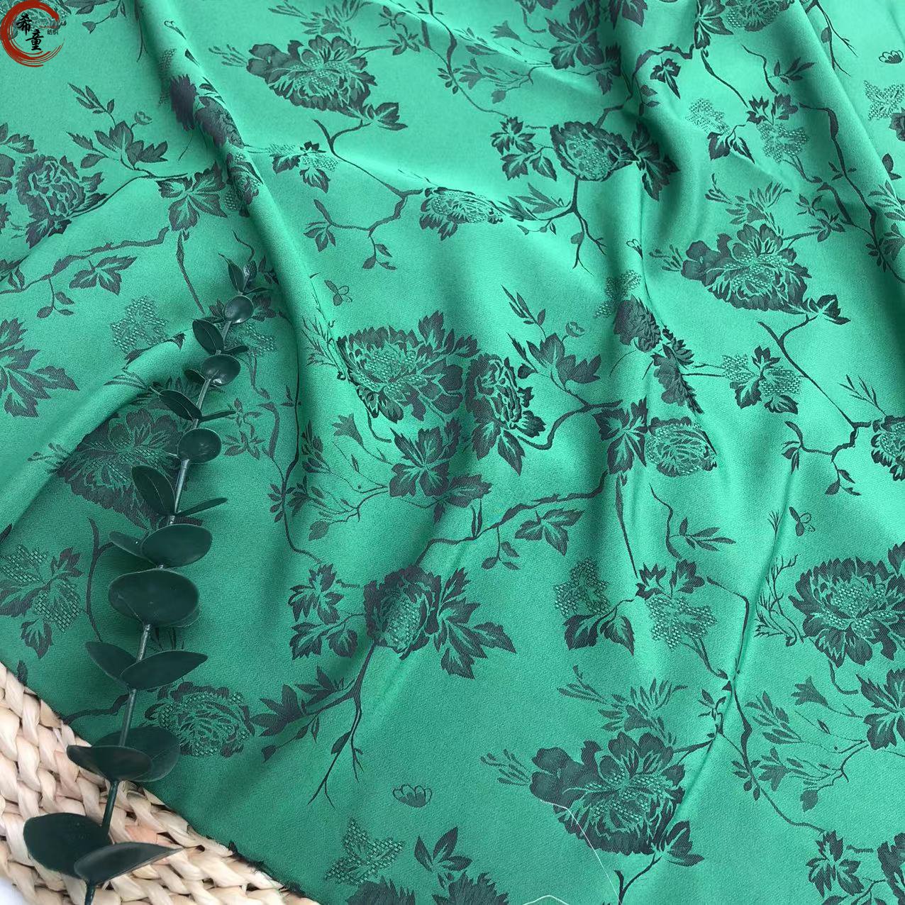 Customization new arrival cationic double-sided color experience morning glory satin jacquard fabric for women suits or shirts