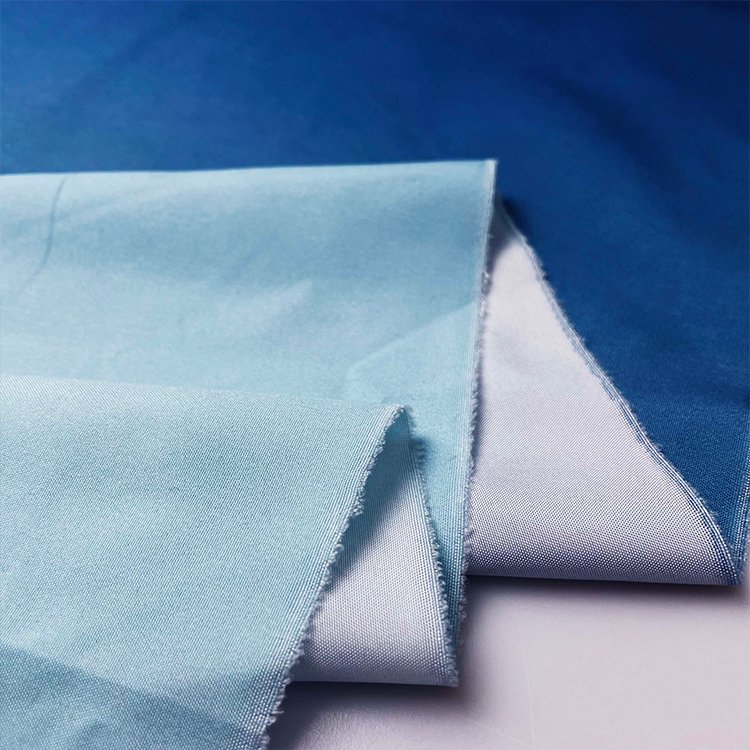 Breathable gradient Plain Hydrochromic Printing 100 Polyester Fabric For Trunks