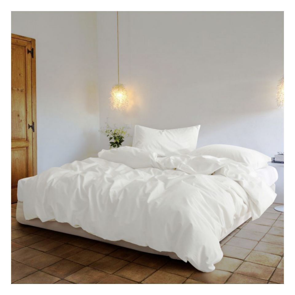Textile factory wholesale 100 polyester material white fabric for bedding sheet