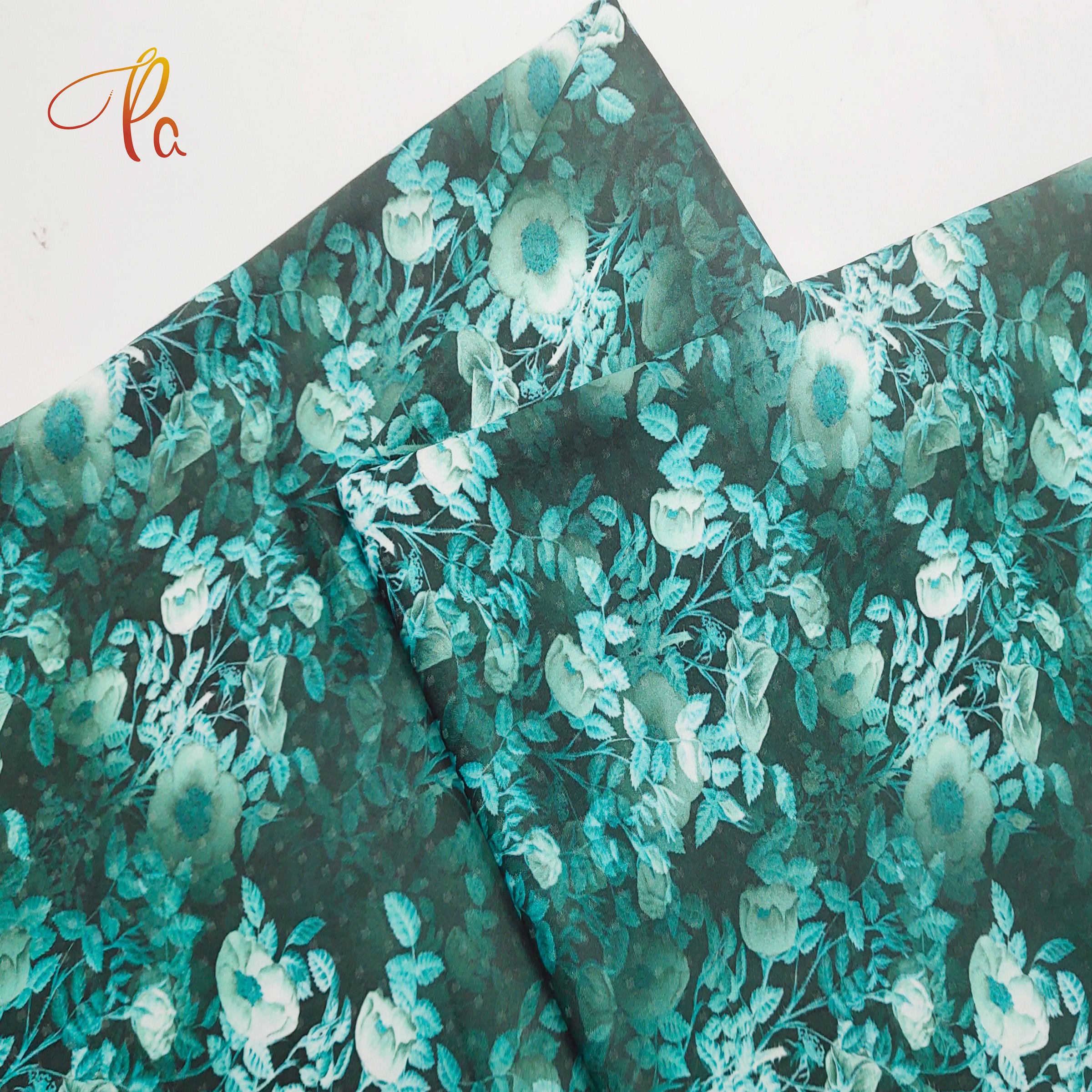 2022 Hot Sale Fashion Floral Crepe Fabric Polyester Digital Printing Faux Silk Satin Fabric For Women's Dresses
