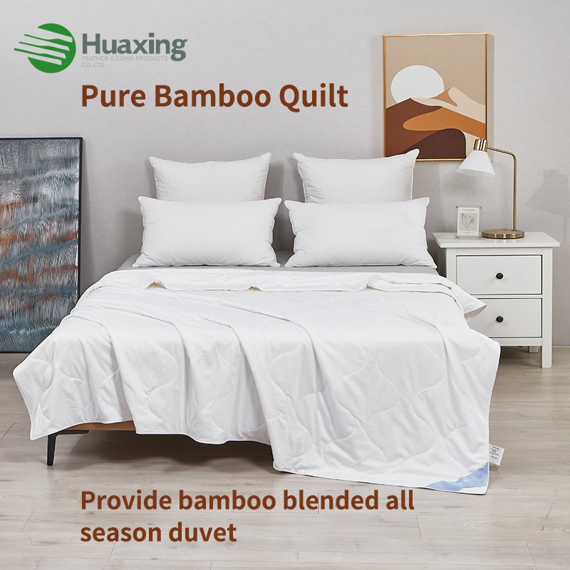 Luxurious Lightweight Blanket for Summer Natural Bamboo Fiber filling quilted Bamboo Viscose Breathable Cooling Comforter