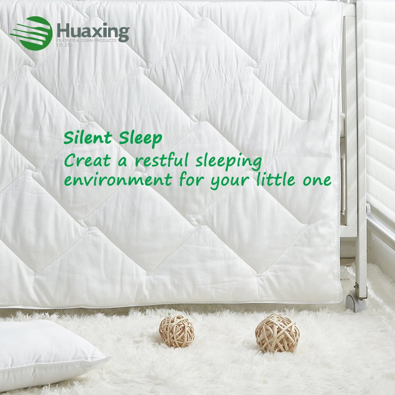 Luxurious Lightweight Blanket for Summer Natural Bamboo Fiber filling quilted Bamboo Viscose Breathable Cooling Comforter