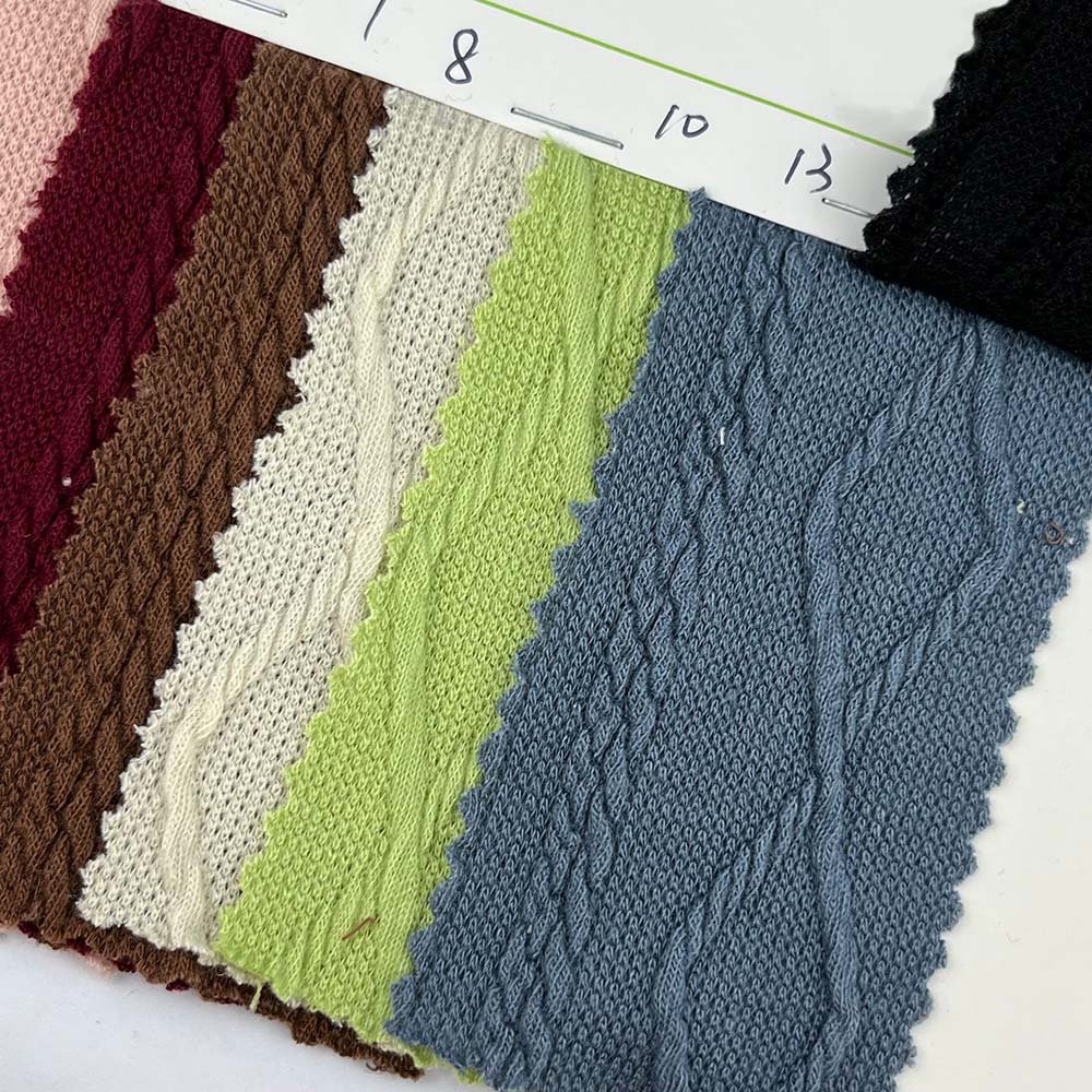 Custom Pattern 98% Polyester 2% Spandex Knit Soft Cross X Jacquard hacci Fabric Winter Sweater Fabric 220gsm grey