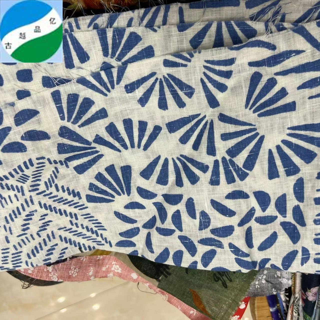 Fashionable summer fabric woven soft 100% pure linen flower printed stock lot for clothing on sale