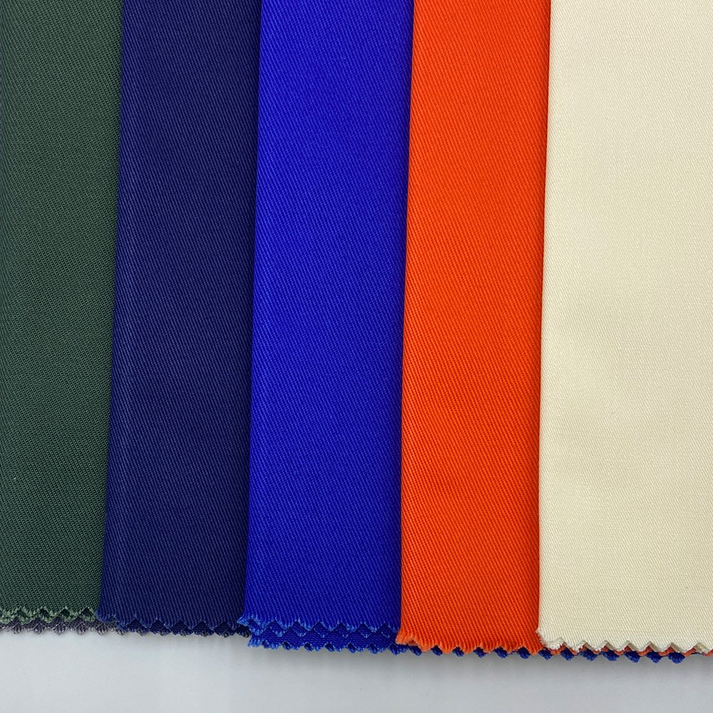 OEM ODM Waterproof Not Fading Fastness Woven Workwear Uniform Fabric 190GSM 100% Polyester Fabric
