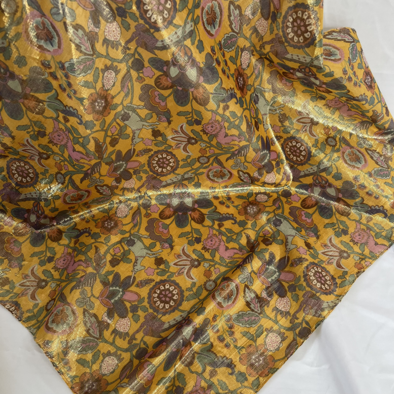 Wholesale formal dress Brocade Glitter Fancy Gold Stripe Thin Shirt Fabric Cotton Linen Metallic Yarn Fabrics for women