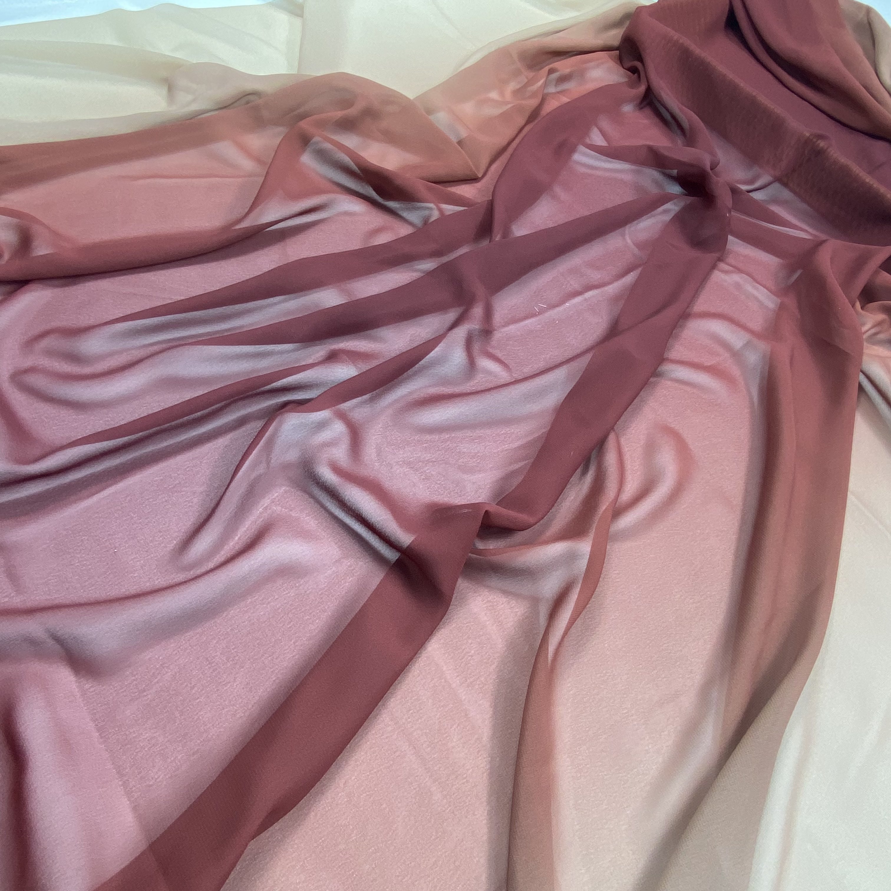 2022 Printing fabric polyester Chiffon pearl fabric ombre digital chiffon gradient printing fabric for Training Dancewear