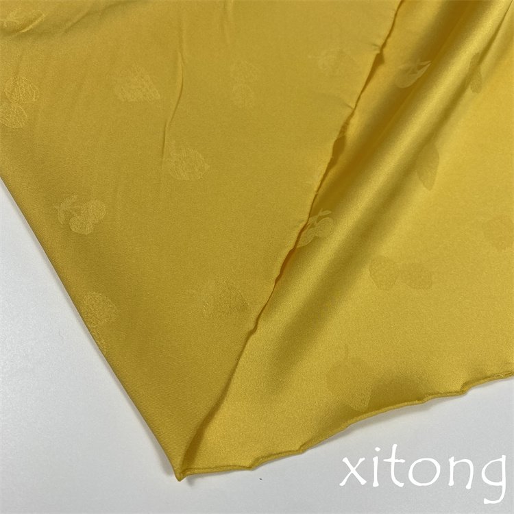 TEXTILE SUPPLIERS CLOTHING designer FABRIC 100% POLYESTER FABRIC SATIN POLYESTER Strawberry jacquard fabric for women pajama