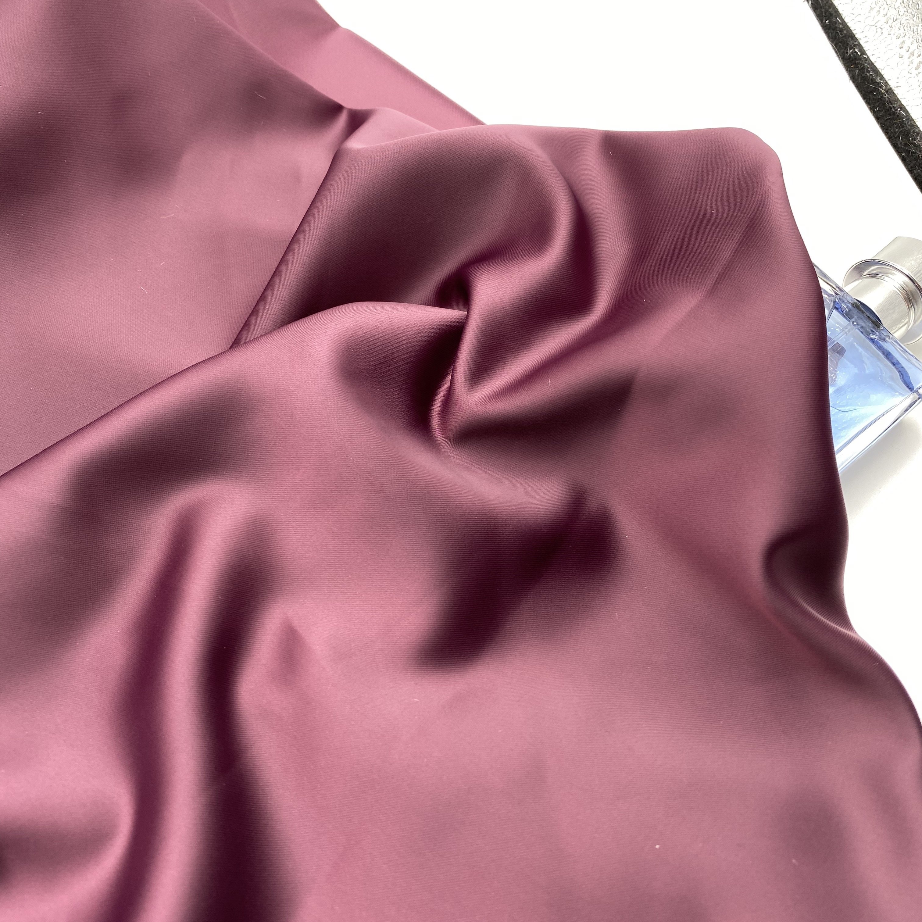 New design 220gsm 150D soft hand feel smooth touching 100% Polyester fabric acetate duchess satin fabric for clothing