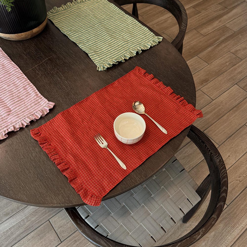 Wholesale Organic 100% Linen Striped grid ruffle edge cloth napkins for wedding Embroidered LOGO Cotton Linen napkin placemat