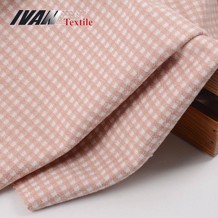 Custom made soft feel pink knitted plaid tear-resistant checks fleece jersey fabric polyester for garment