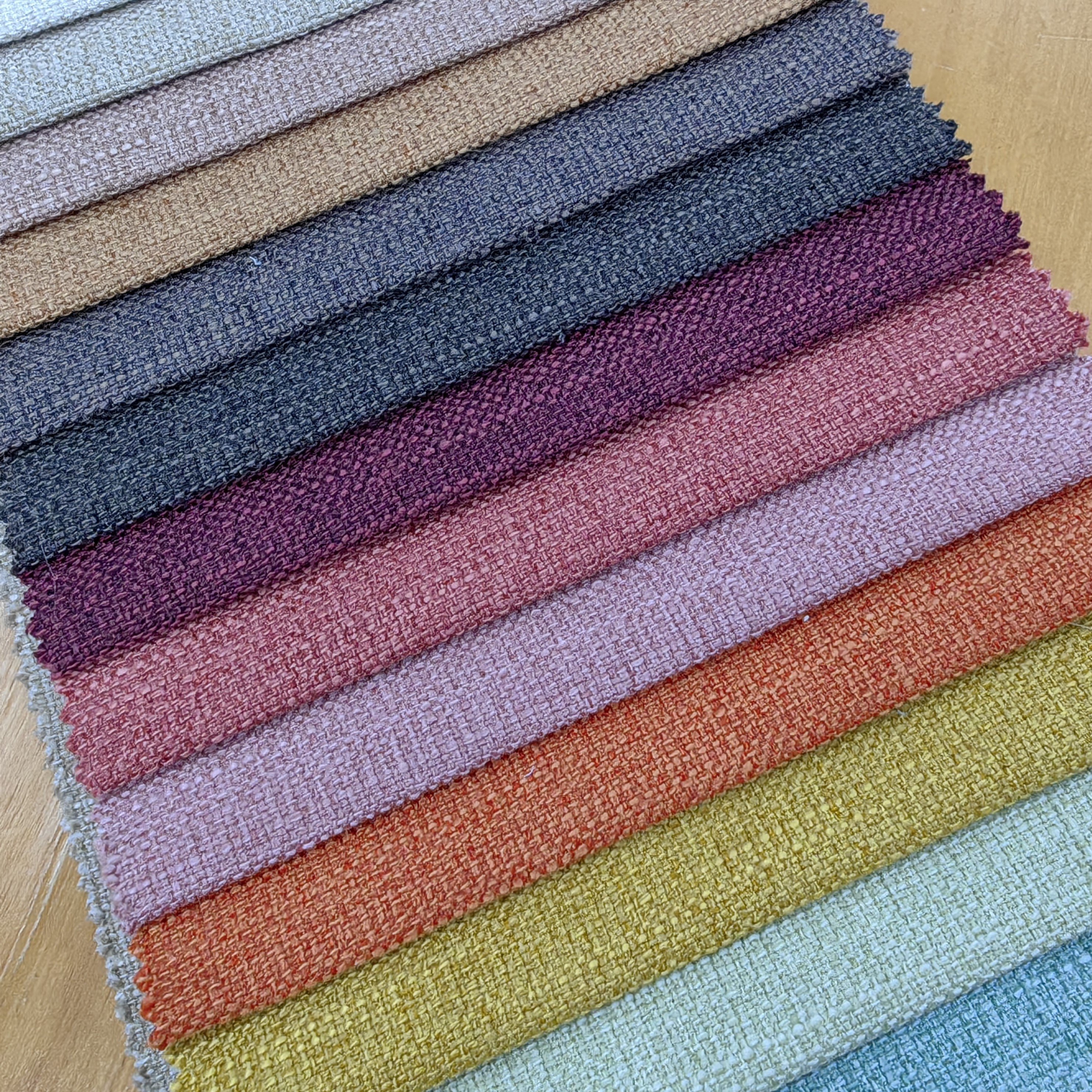 New Customized Wholesale Multi-color 100% Polyester Superior Comfort Linen Fabric For Sofa