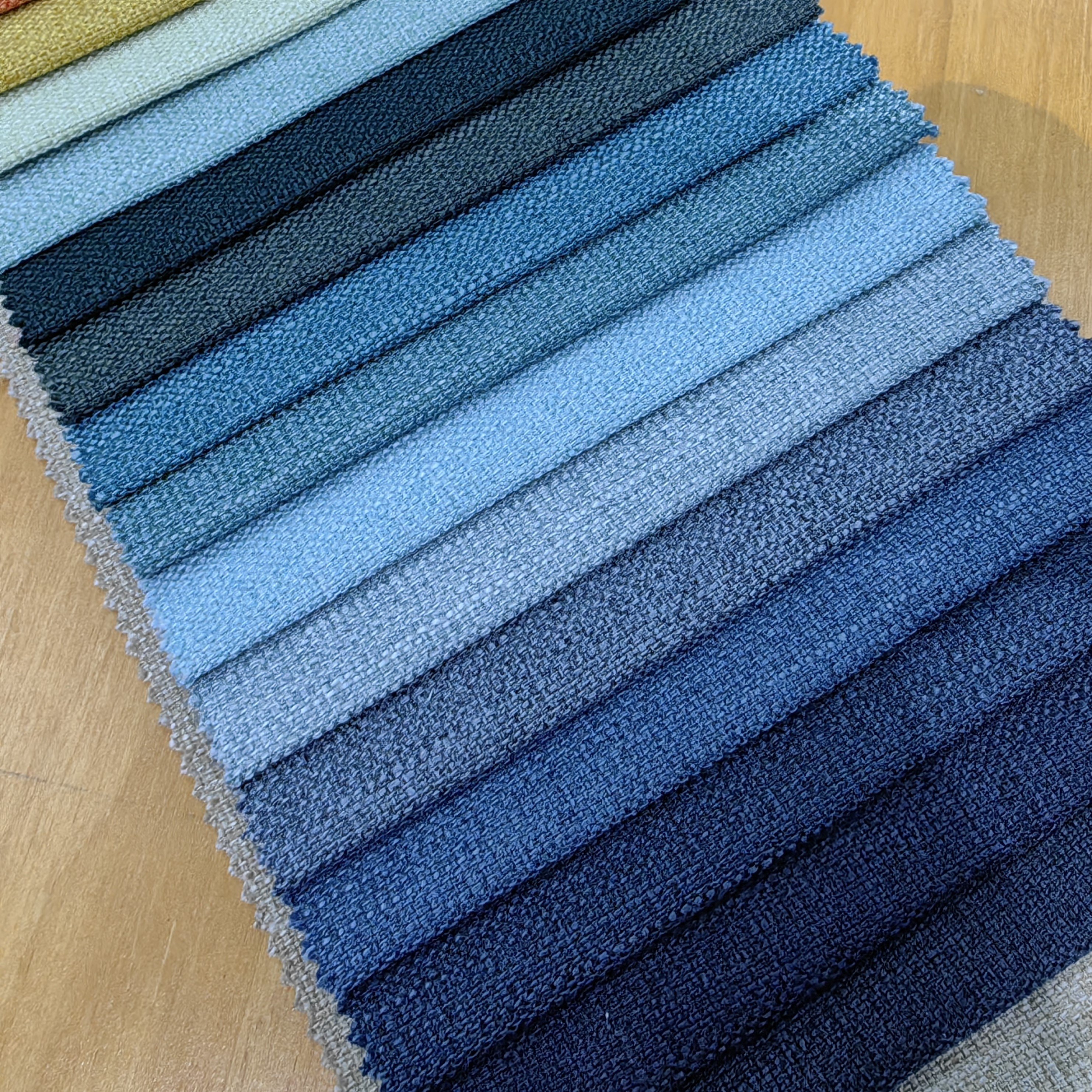 New Customized Wholesale Multi-color 100% Polyester Superior Comfort Linen Fabric For Sofa